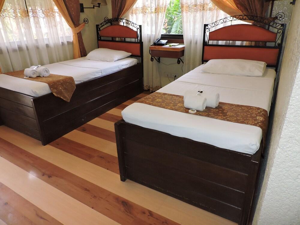 Dao Diamond Hotel & Restaurant Tagbilaran City Exteriör bild