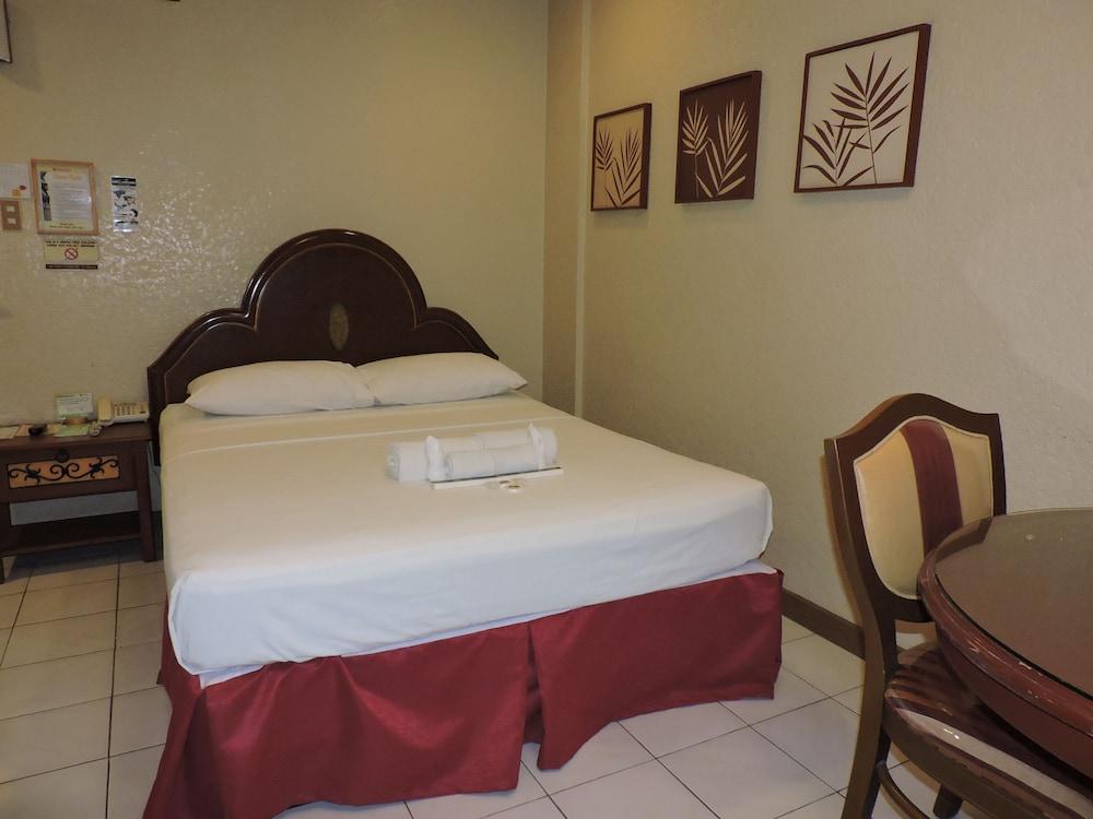 Dao Diamond Hotel & Restaurant Tagbilaran City Exteriör bild